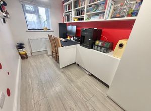 Bedroom- click for photo gallery